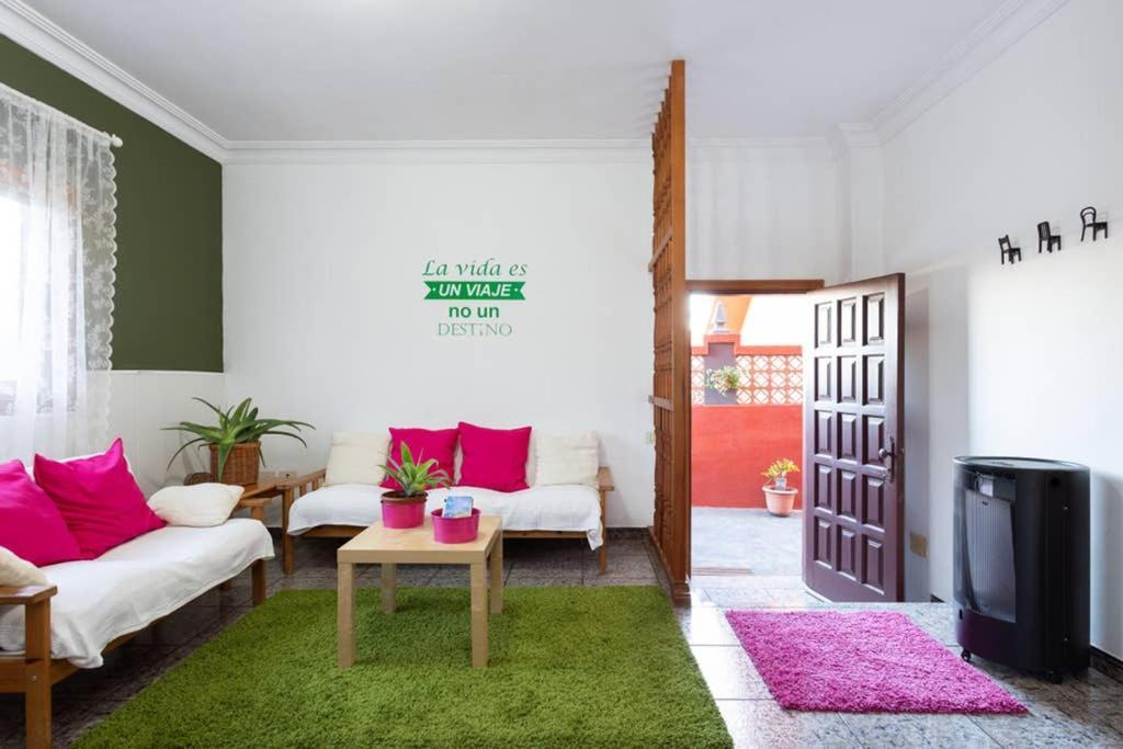 La Casa Del Huerto Apartment Los Baldios Luaran gambar