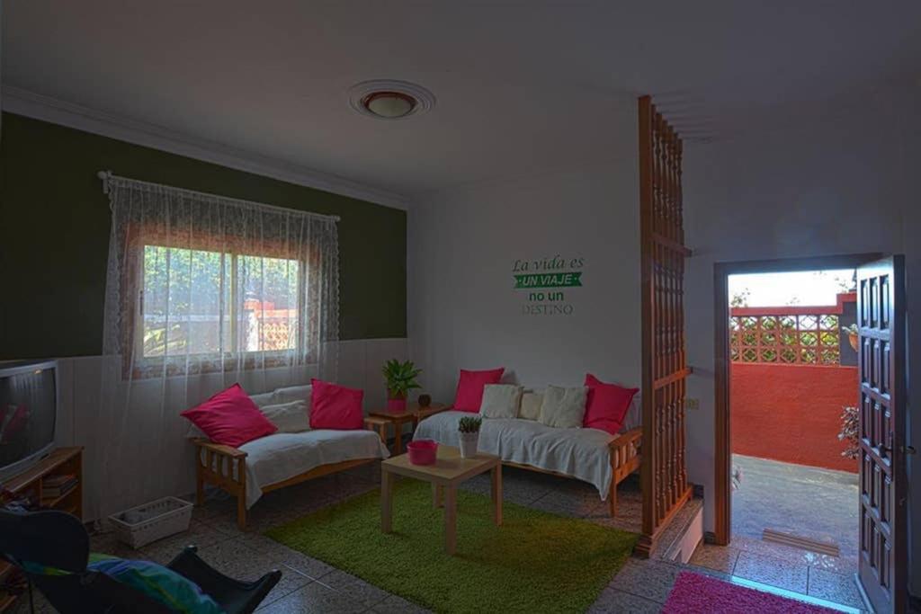 La Casa Del Huerto Apartment Los Baldios Luaran gambar