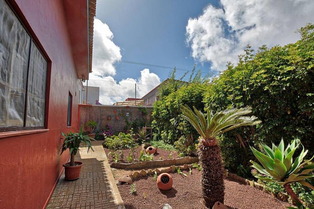 La Casa Del Huerto Apartment Los Baldios Luaran gambar